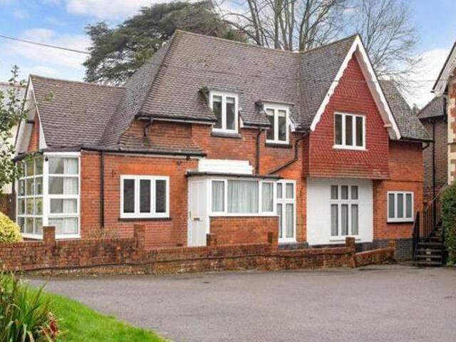 House for sale in Red Hill, Surrey