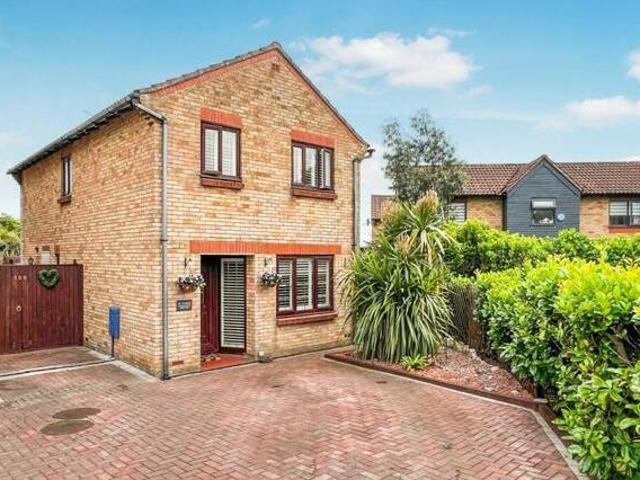House for sale in Lyons, Greater London