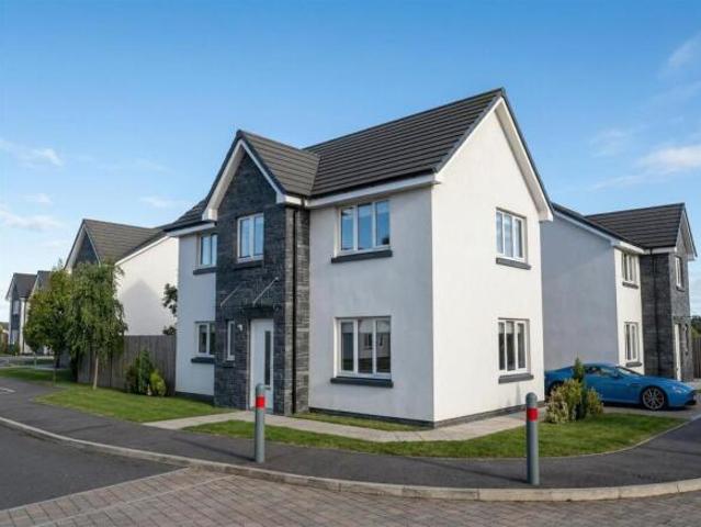 Farm for sale in Stepps, Scotland