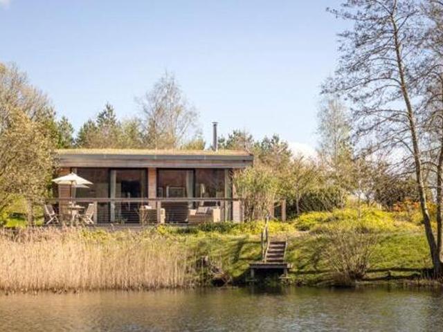 House for sale in Deepcut, Surrey