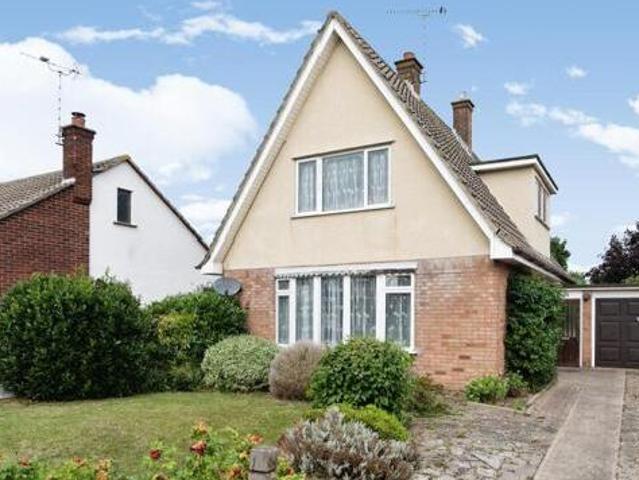 House for sale in Stroud Green, Barling