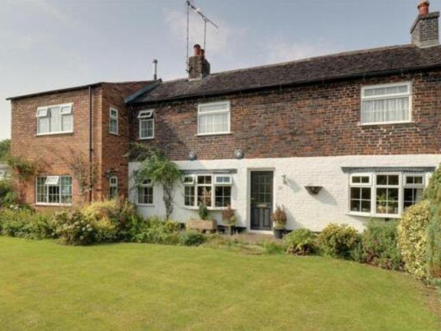 House for sale in Lyons, Greater London