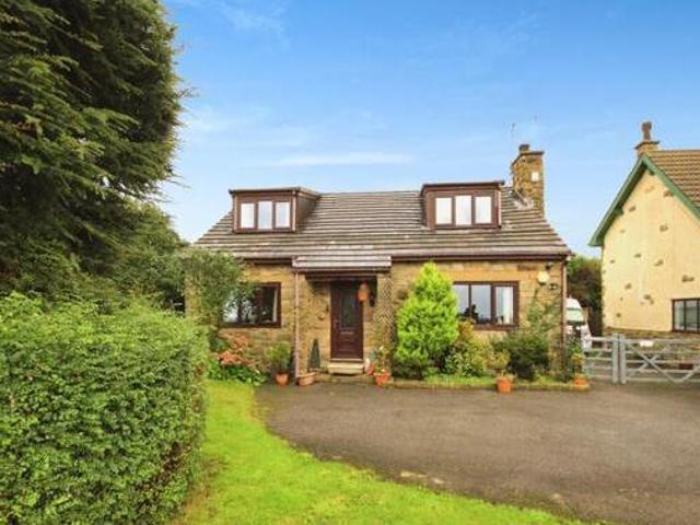 House for sale in Thurcroft, South Yorkshire