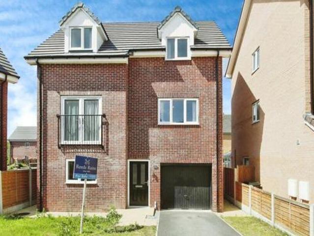 House for sale in Rawmarsh, South Yorkshire