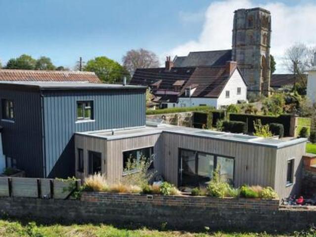 House for sale in Thornfalcon, Rumwell