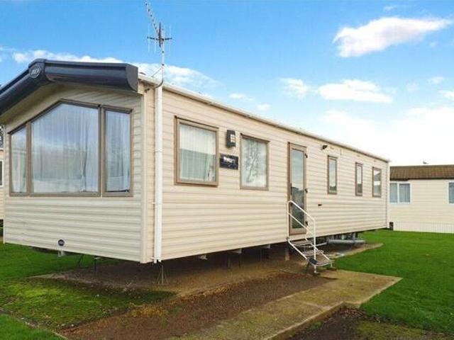 House for sale in Littlecote, West Sussex