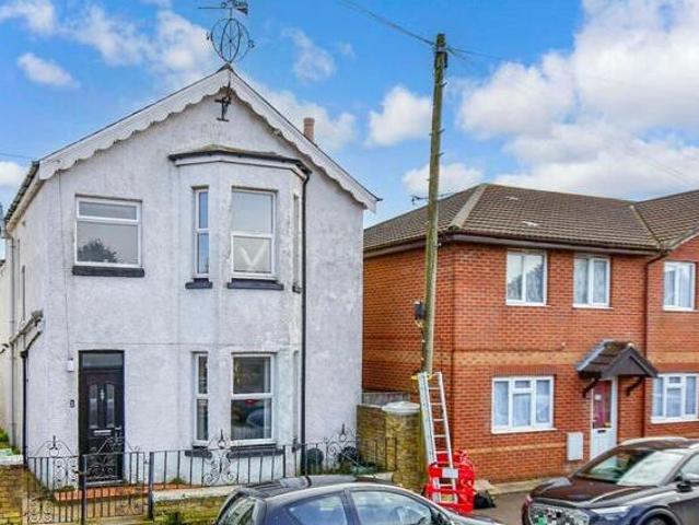 House for sale in Binstead, Ryde
