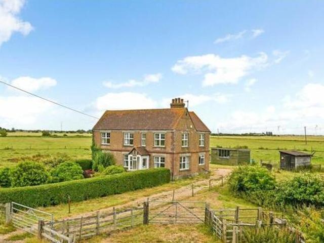 House for sale in Heathlands, East Sussex