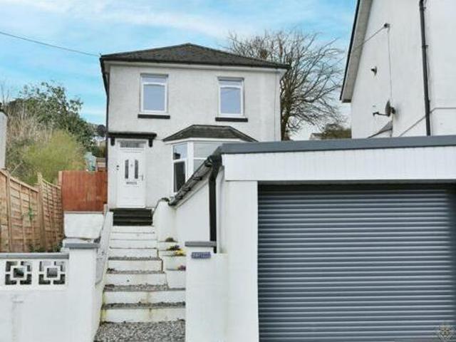 House for sale in South Pill, Saltash