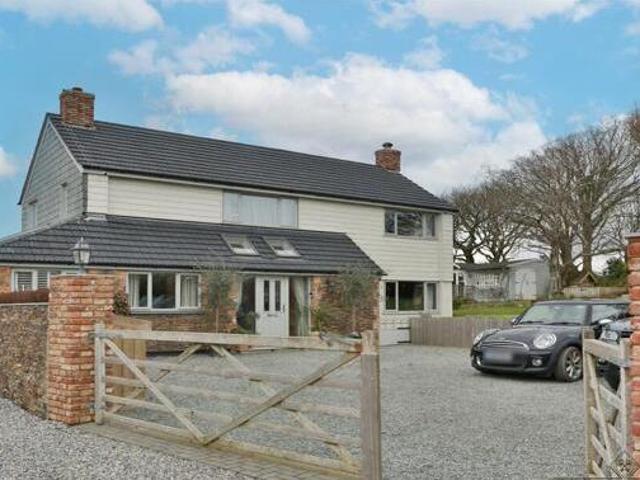 House for sale in Saltash, Cornwall