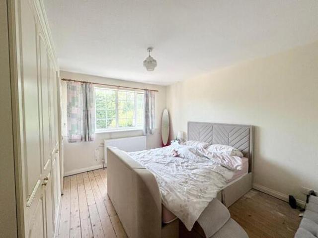 Farm for sale in Bessacarr, South Yorkshire