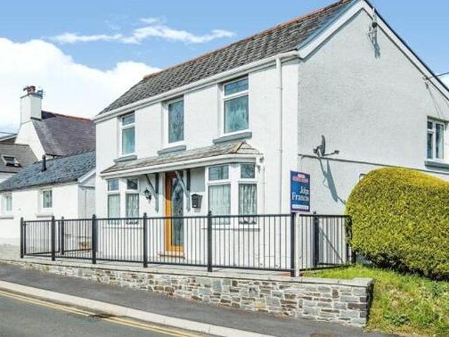 House for sale in Saundersfoot, Pembrokeshire