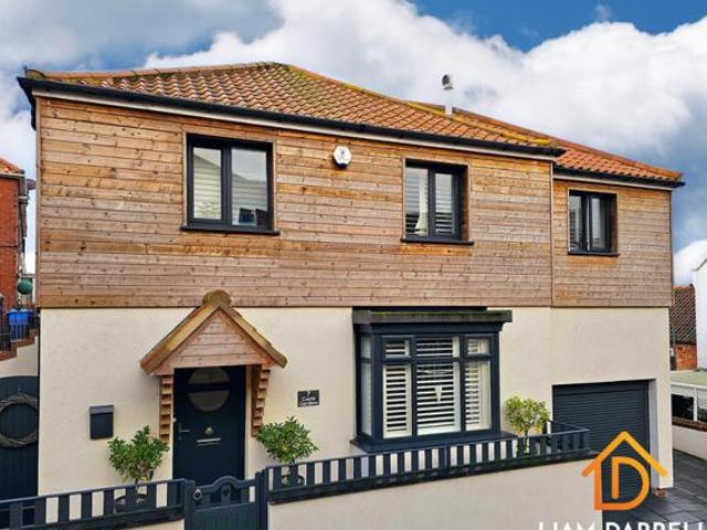House for sale in The Old Town, Scarborough