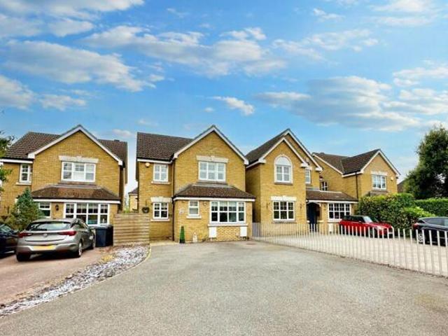 House for sale in Radlett, Hertsmere