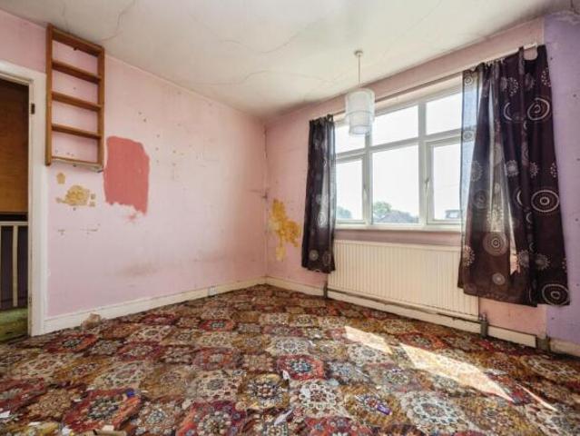 Farm for sale in Guildford, Surrey
