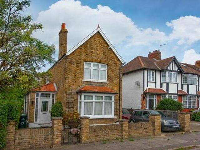 House for sale in Lower Halliford, Surrey