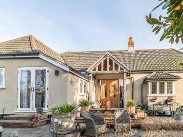 House for sale in Lower Halliford, Surrey