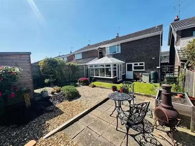 House for sale in Bowling Bank