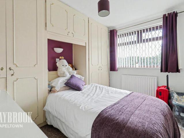 Farm for sale in Shiregreen, South Yorkshire