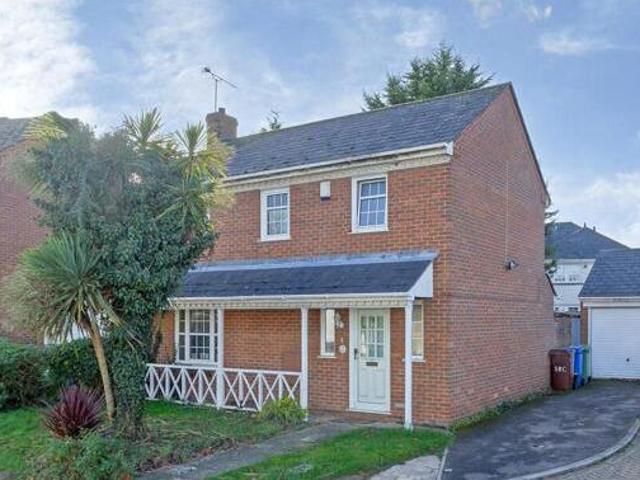 House for sale in Oad Street, Kent