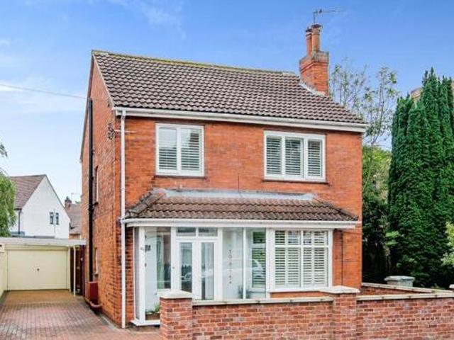 House for sale in Seacroft, Belleau