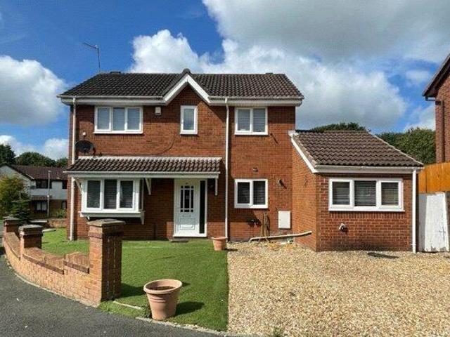House for sale in Foster's Green, Roby Mill