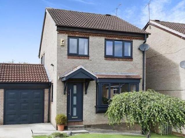 House for sale in Waterthorpe, South Yorkshire