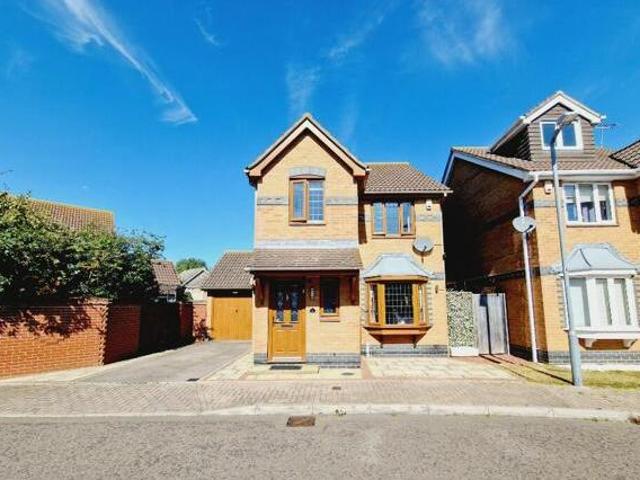 House for sale in South Ockendon, Essex