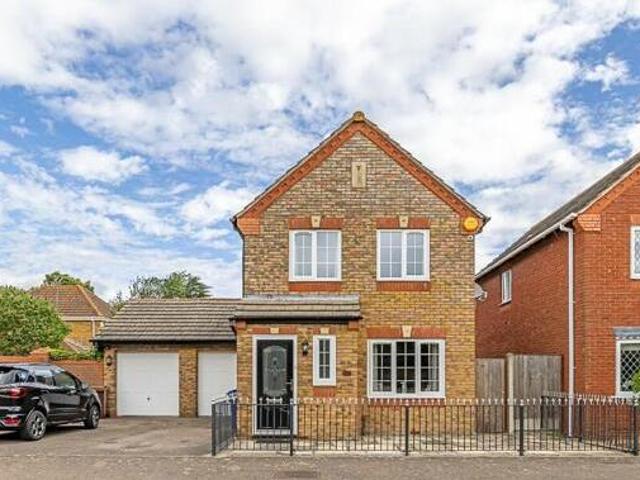 House for sale in South Ockendon, Essex