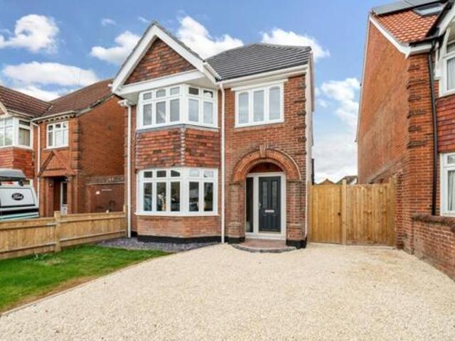 House for sale in Chilworth Old Village, Test Valley