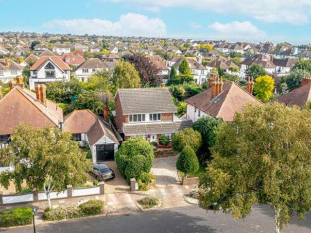 House for sale in Southend-on-Sea, Alton Barnes