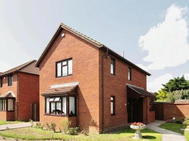 House for sale in Southend-on-Sea, Alton Barnes