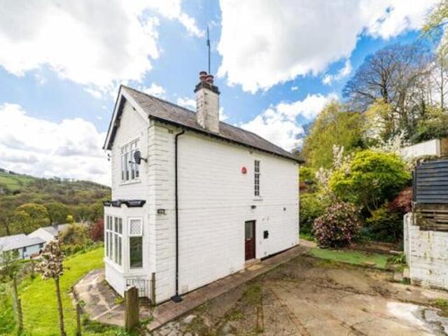 House for sale in Sowerby Bridge
