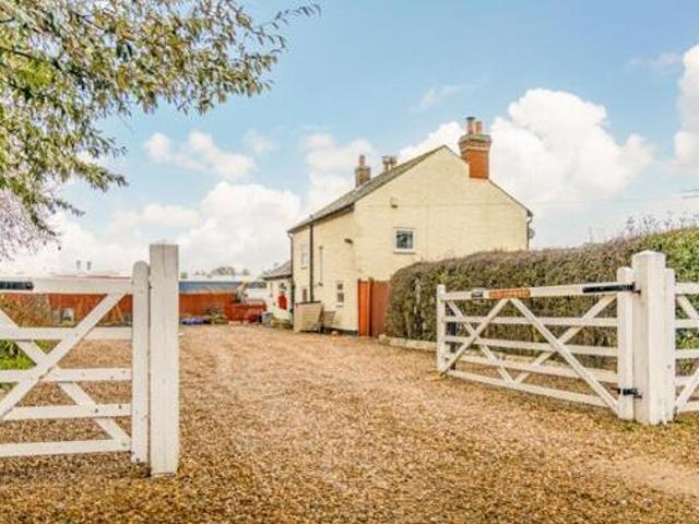 House for sale in Gosberton Clough, Lincolnshire