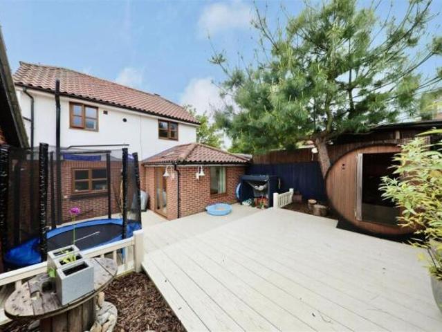 Farm for sale in Hessle, East Riding Of Yorkshire