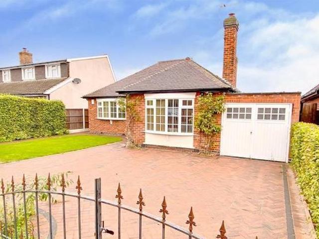House for sale in Derbyshire Dales, East Midlands