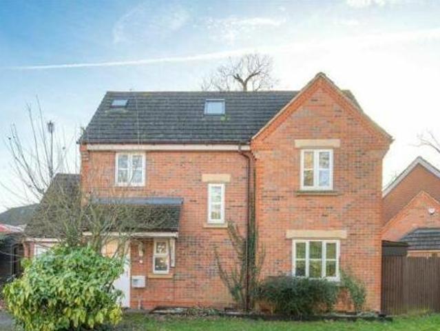 House for sale in North Watford, Hertfordshire