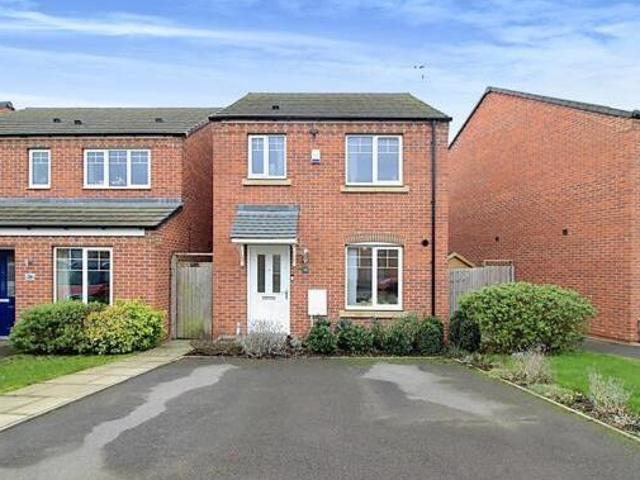 House for sale in Hixon Heath, Baswich