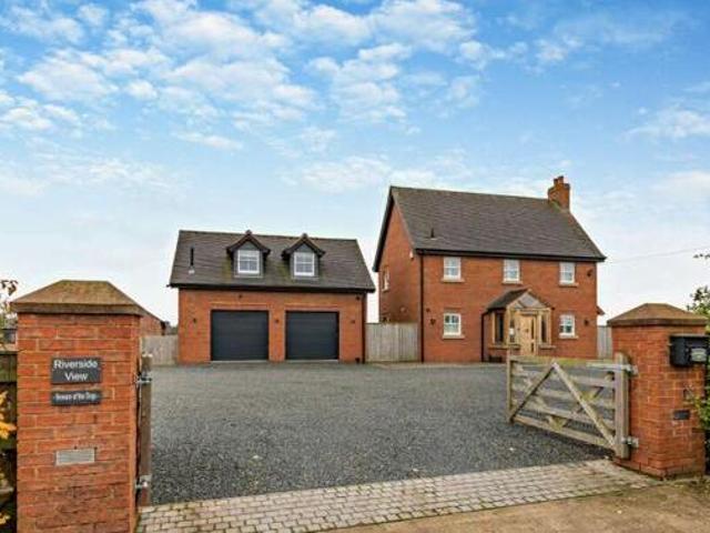 House for sale in Baswich, Staffordshire