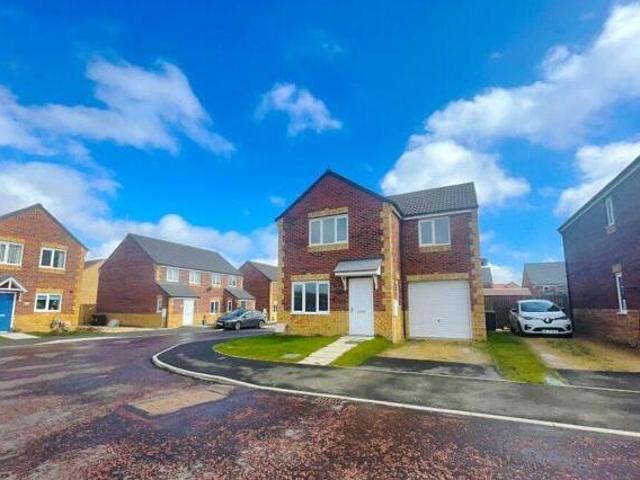 House for sale in Quaking Houses, Stanley