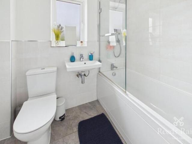 Farm for sale in Crookes, South Yorkshire