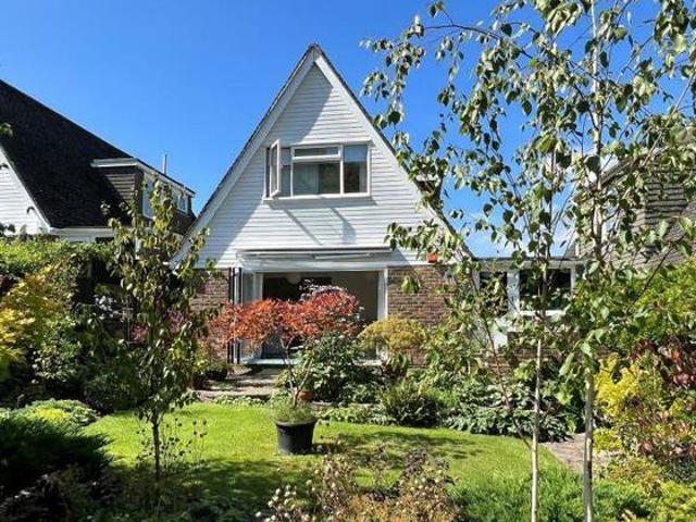 House for sale in Horsham, West Sussex