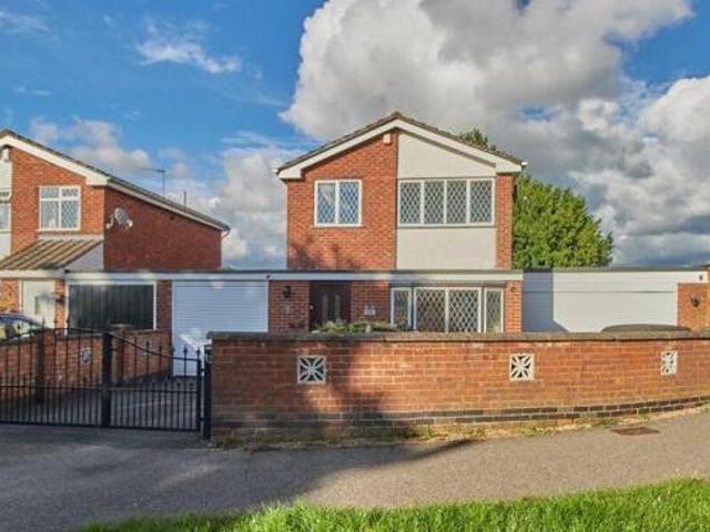 House for sale in Lyons, Greater London