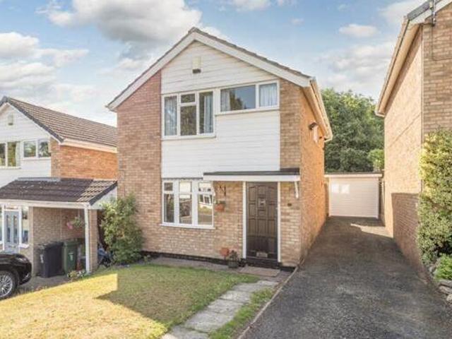 House for sale in Stourbridge, West Midlands