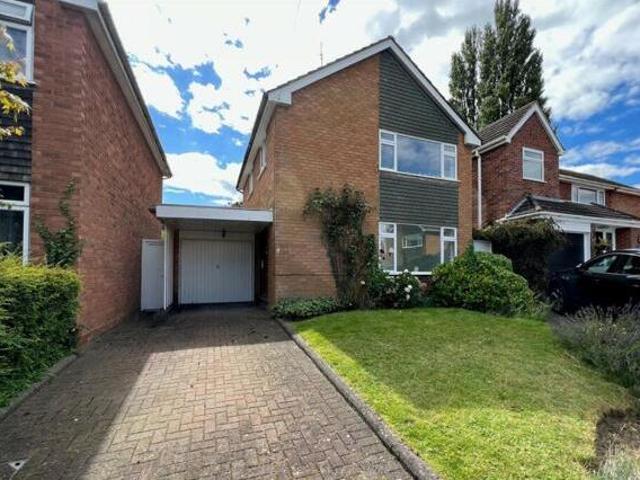 House for sale in Stourbridge, West Midlands