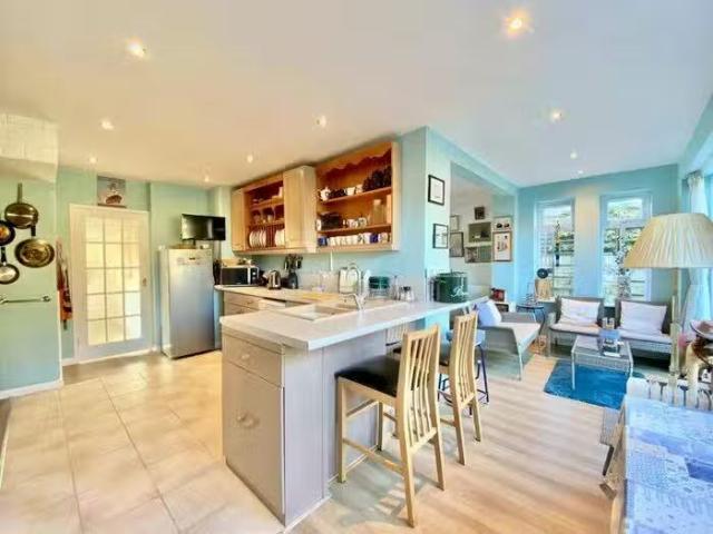 House for sale in Four Oaks