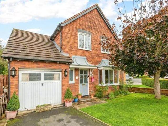House for sale in Alderminster, Warwickshire
