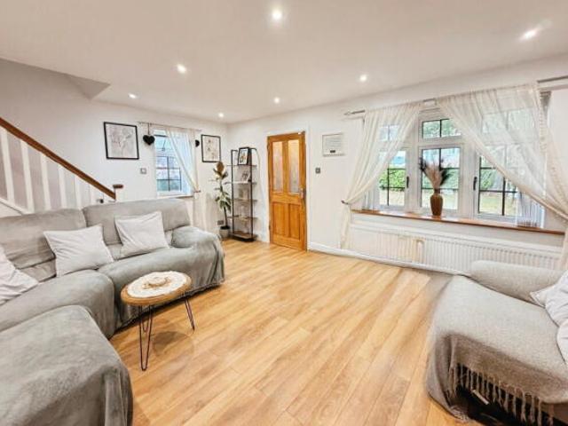 Farm for sale in Feckenham, City Of Bristol