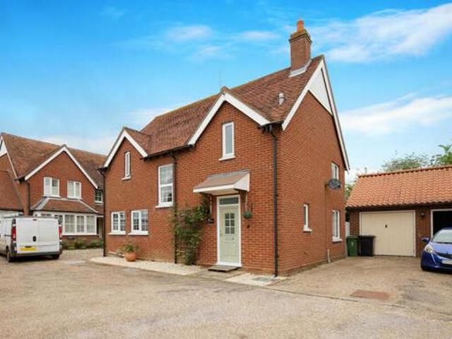 House for sale in Chelmondiston, Suffolk