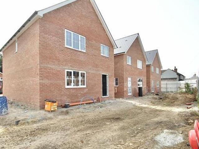 House for sale in Chelmondiston, Suffolk